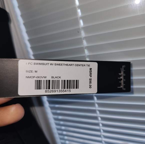 NWT Nicole Miller Swimwear Size Med - Picture 3 of 8